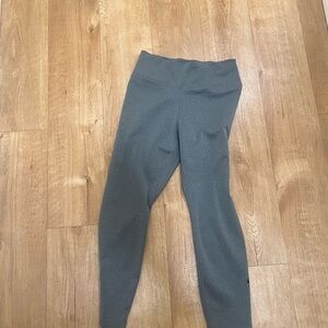 Nike Gray High-Waisted Leggings